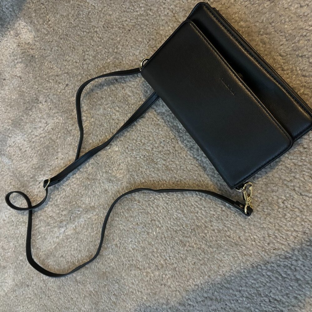 Black Crossbody Wallet
